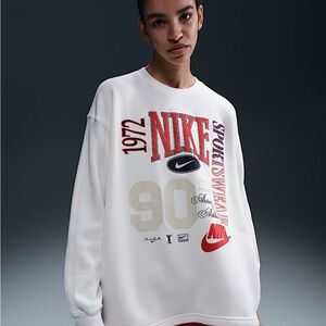 NIKE Women's Oversized Crew-Neck French Terry
Sweatshirt